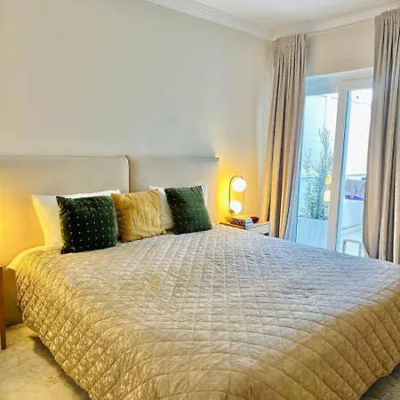 Jp Dream House In Puerto Banus 马尔韦利亚